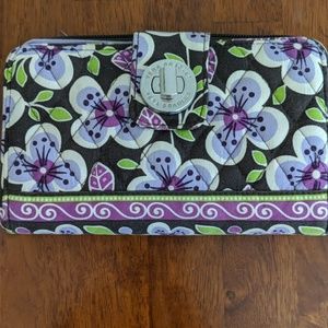 *3 for $10 item* Vera Bradley wallet plum petals